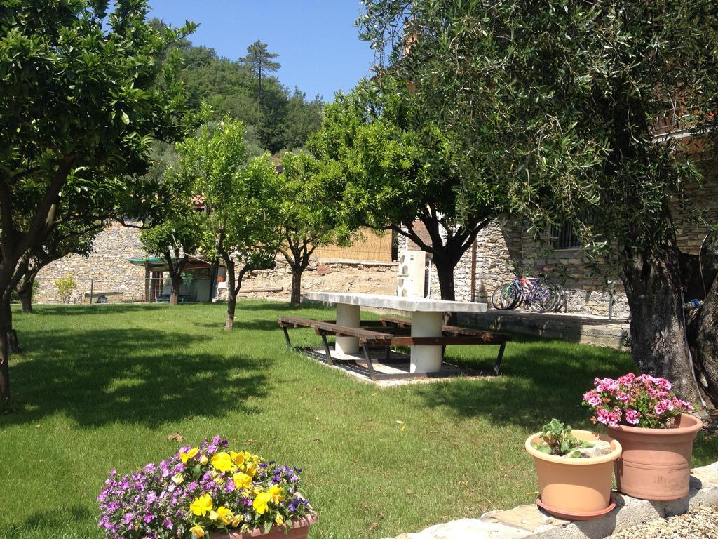 Agriturismo Gli Ulivi Garlenda Zimmer foto